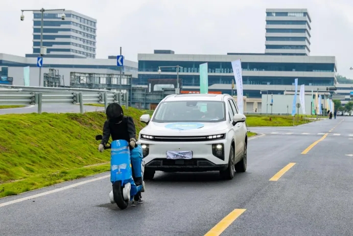 智能駕駛未來：全國智能駕駛測試賽與智能網聯汽車試點的協同發展_世界智能網聯汽車大會暨中國國際新能源和智能網聯汽車展覽會